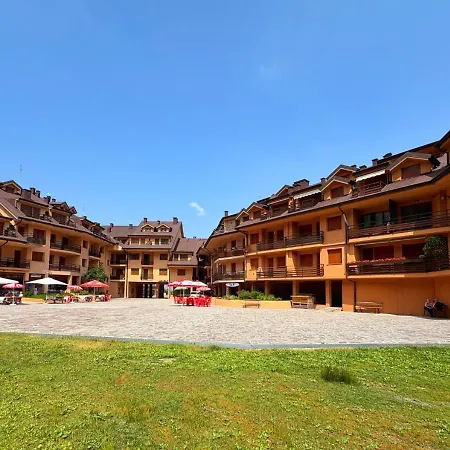 Aria Di Montagna Piste Terrazza E Vista Alpi Unica Lejlighed *